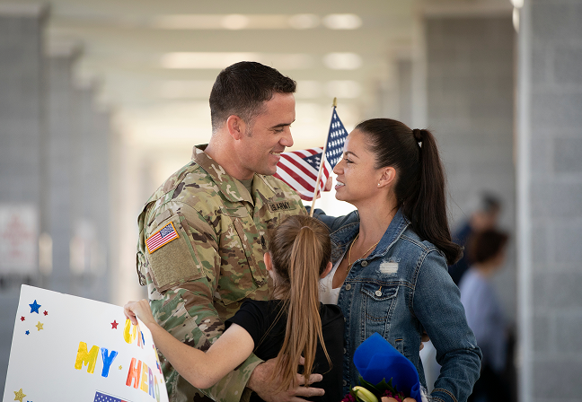 A miltary men with family